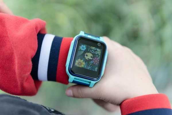 applewatch有什么用？pbook儿童智能手表