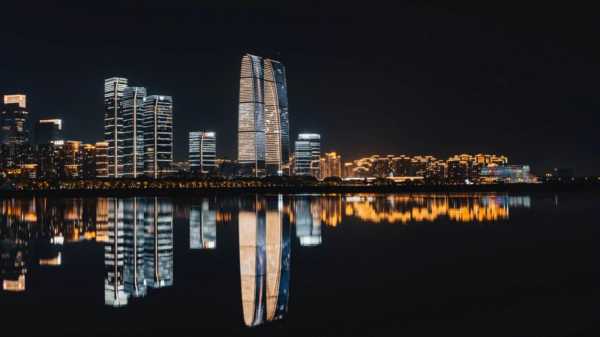 苏州金鸡湖景区夜景（苏州金鸡湖景区夜景图片）