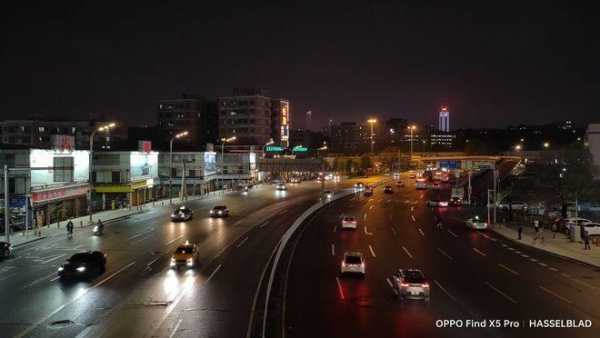 在白天拍出夜晚效果的滤镜（白天能拍出夜景的相机）