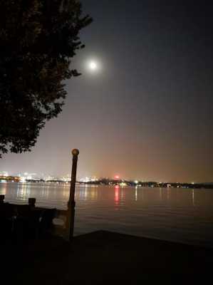 暗淡夜景图片高清（暗淡的图片）