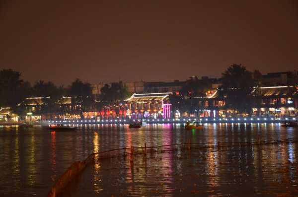 后海夜景攻略（后海夜景在哪儿看）