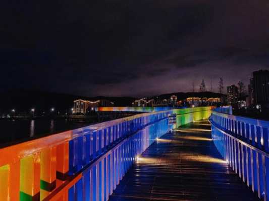 相机公园夜景（相机拍城市夜景）