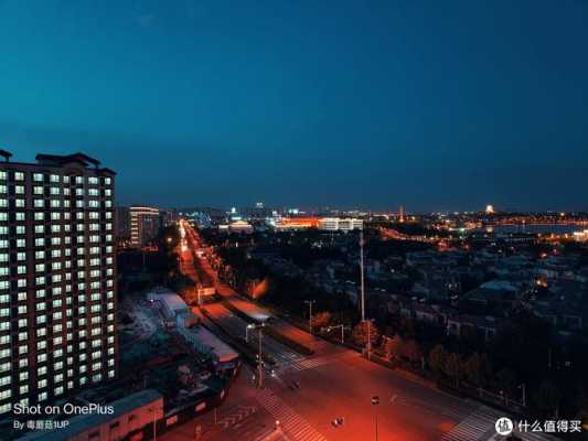 1加5t夜景（一加五夜拍怎么调参数）