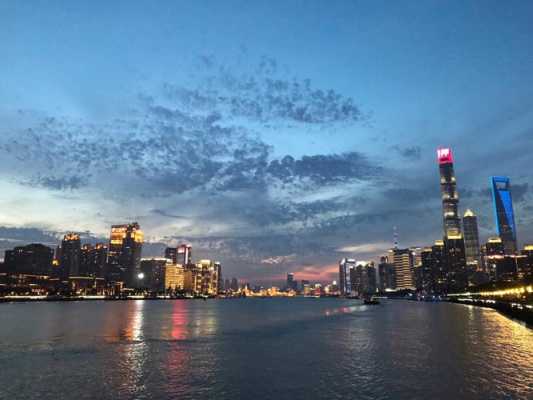 关于上海滨江大道夜景图片的信息