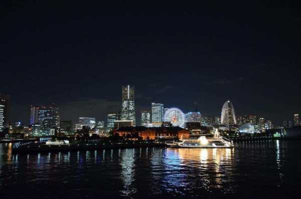 横滨看夜景怎么走（横滨看夜景怎么走最方便）