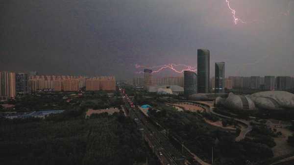 什么天气适合拍夜景（电磁波在1km电缆的传播时延约为 ）