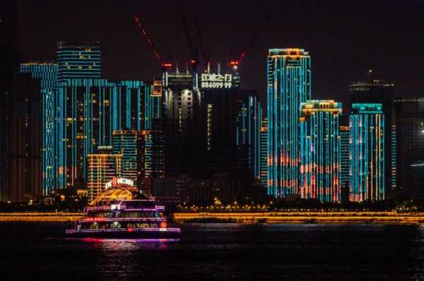 高处拍武汉的夜景（武汉夜景拍摄地点）