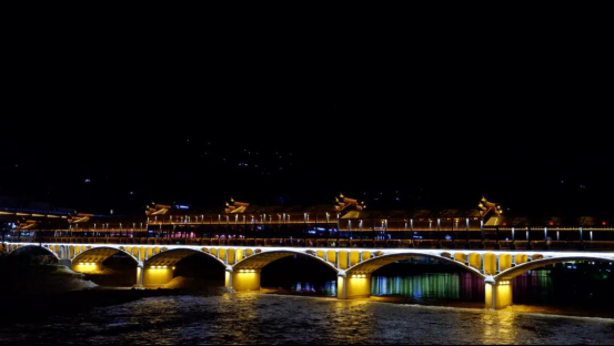 武都廊桥夜景图实拍（武都夜市在什么地方）