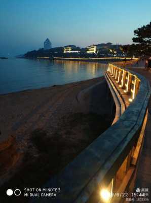 青岛海边夜景个人拍照（青岛海边夜景个人拍照地点）